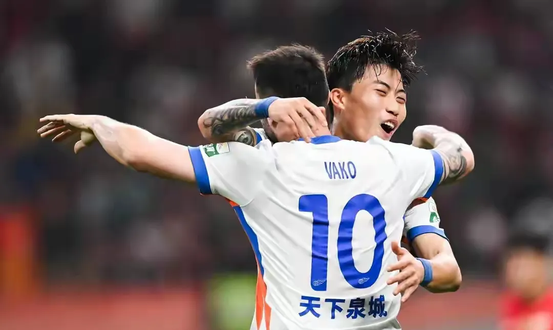 九游-包含全明星赛赛后再迎强敌，上海海港迎来里程碑，主帅态度——球迷炸锅，细节决定成败的词条